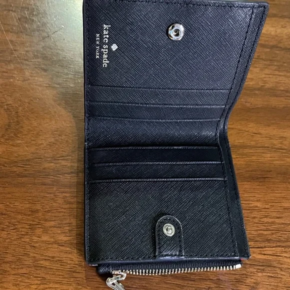 Kate Spade Minnie Wallet - Picture 6 of 6